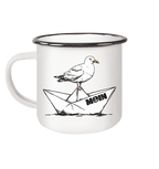 Papierschiff Möwe Moin - Emaille Becher in White - Studio Ansicht - Kiebitzdelle