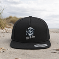 Rum und Ehre Kapitän - Premium Snapback Cap - Black / Green - Küstenmode von Kiebitzdelle